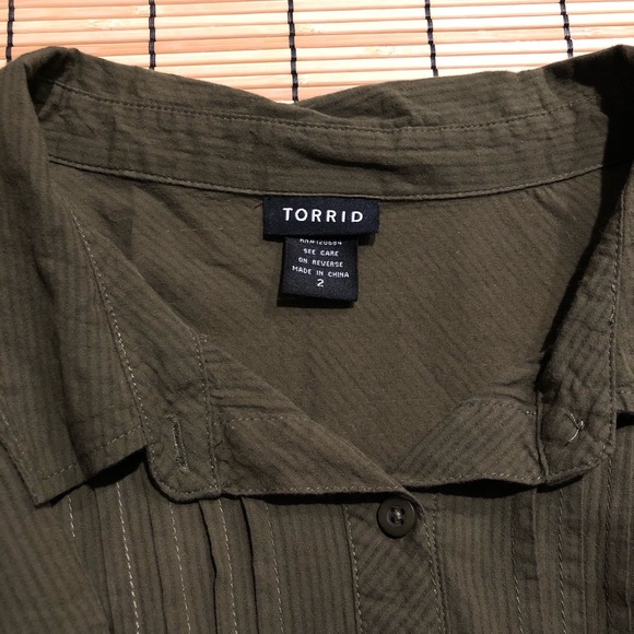 Olive green blouse - Picture 6 of 7
